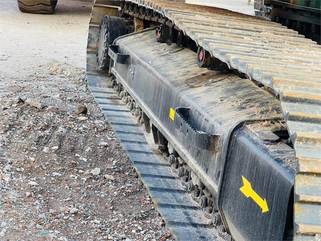 Bager guseničar CAT 320d2l: slika 25