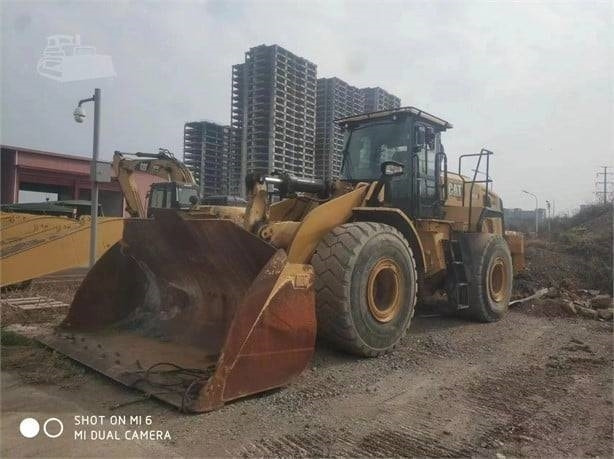 CAT 966L - Utovarivač točkaš: slika 2 CAT 966L - Utovarivač točkaš: slika 2