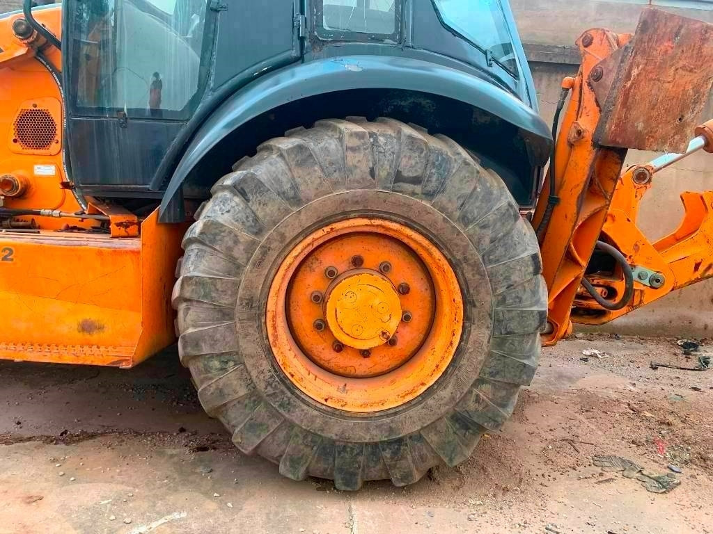 Case 580 M - Bager utovarivač: slika 4 Case 580 M - Bager utovarivač: slika 4