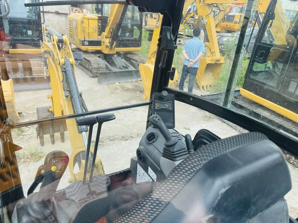 Caterpillar 302 CR - Mini bager: slika 2 Caterpillar 302 CR - Mini bager: slika 2