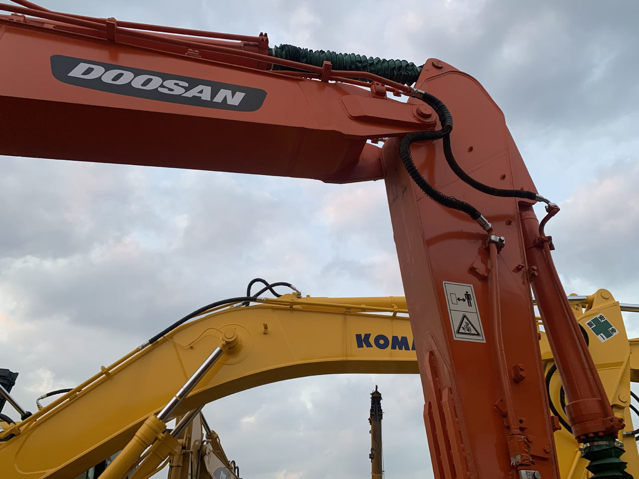 DOOSAN DX225LC - Bager točkaš: slika 5 DOOSAN DX225LC - Bager točkaš: slika 5