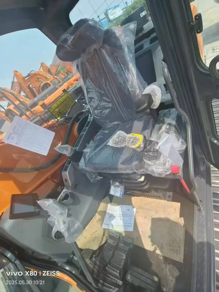 Develon DX220LCA-2M - Bager: slika 4 Develon DX220LCA-2M - Bager: slika 4