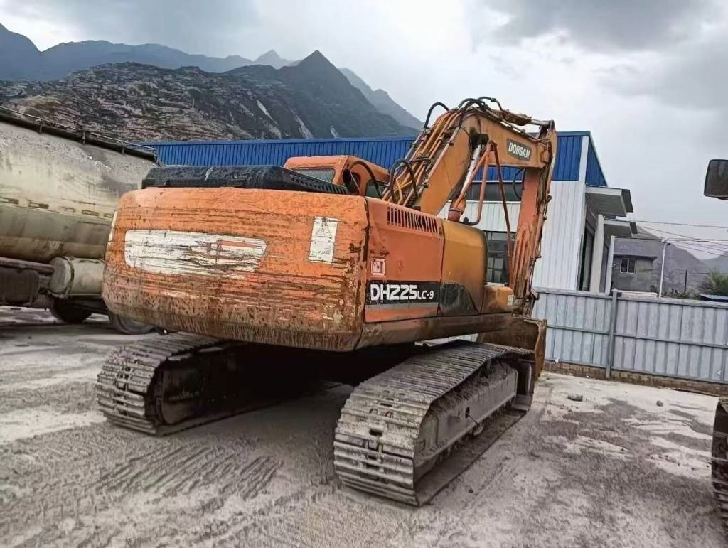 Doosan DX 225 DH225LC-9 - Bager guseničar: slika 4 Doosan DX 225 DH225LC-9 - Bager guseničar: slika 4