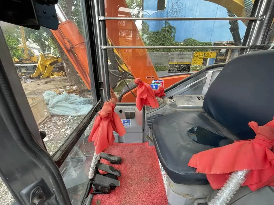 Hitachi ZX75US-7 - Mini bager: slika 4 Hitachi ZX75US-7 - Mini bager: slika 4