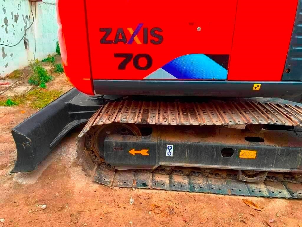 Hitachi Zaxis 70 - Bager guseničar: slika 2 Hitachi Zaxis 70 - Bager guseničar: slika 2
