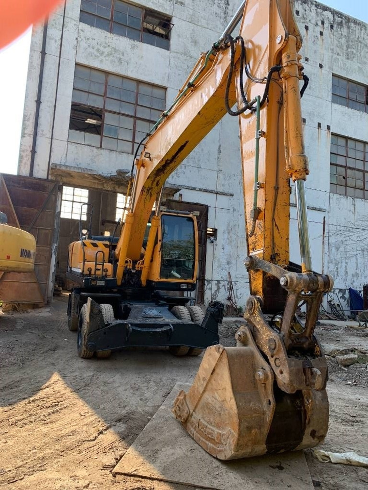 Hyundai R210W-9 - Bager točkaš: slika 2 Hyundai R210W-9 - Bager točkaš: slika 2