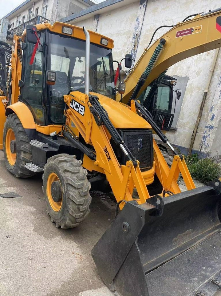 JCB 3CX - Bager utovarivač: slika 4 JCB 3CX - Bager utovarivač: slika 4