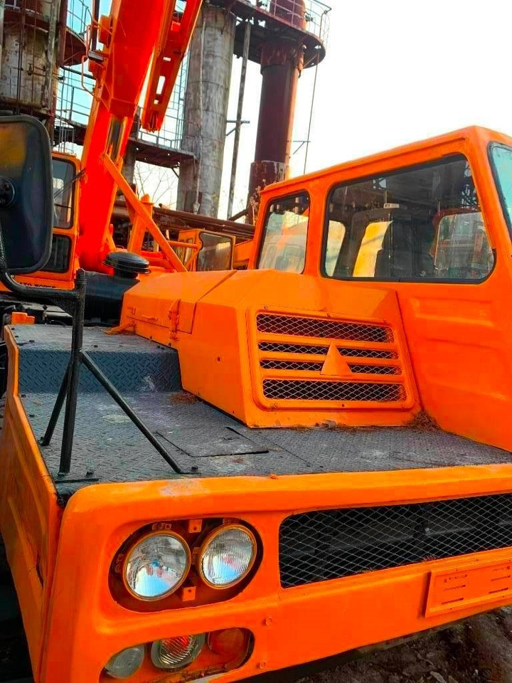 Kato NK 250 E - Autokran za sve terene: slika 4 Kato NK 250 E - Autokran za sve terene: slika 4