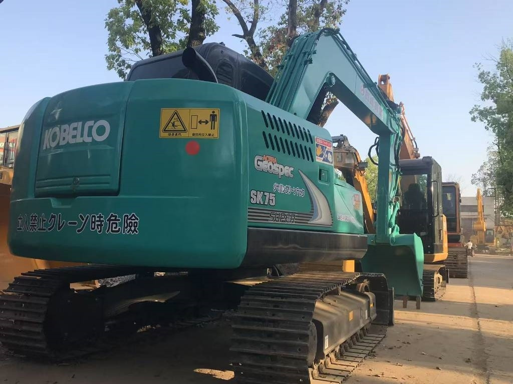 Kobelco SK 75 - Mini bager: slika 3 Kobelco SK 75 - Mini bager: slika 3