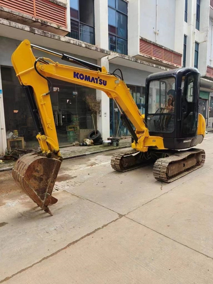 Komatsu PC 35MR-8 - Mini bager: slika 1 Komatsu PC 35MR-8 - Mini bager: slika 1