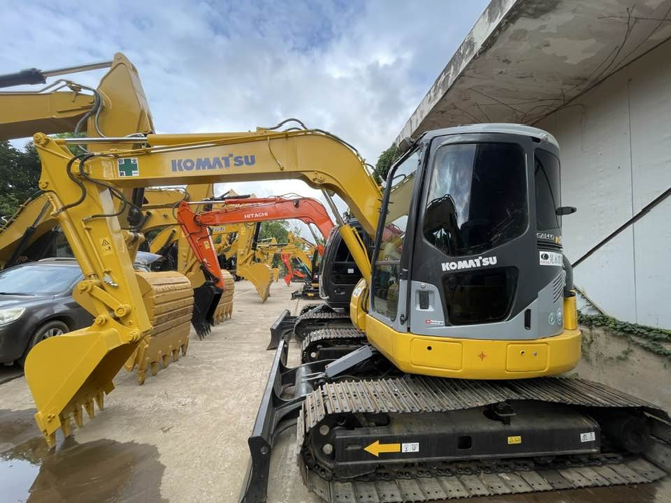 Komatsu PC78MR-6 - Mini bager: slika 1 Komatsu PC78MR-6 - Mini bager: slika 1