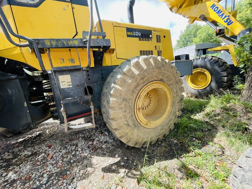 Komatsu WA320-8 - Utovarivač točkaš: slika 3 Komatsu WA320-8 - Utovarivač točkaš: slika 3