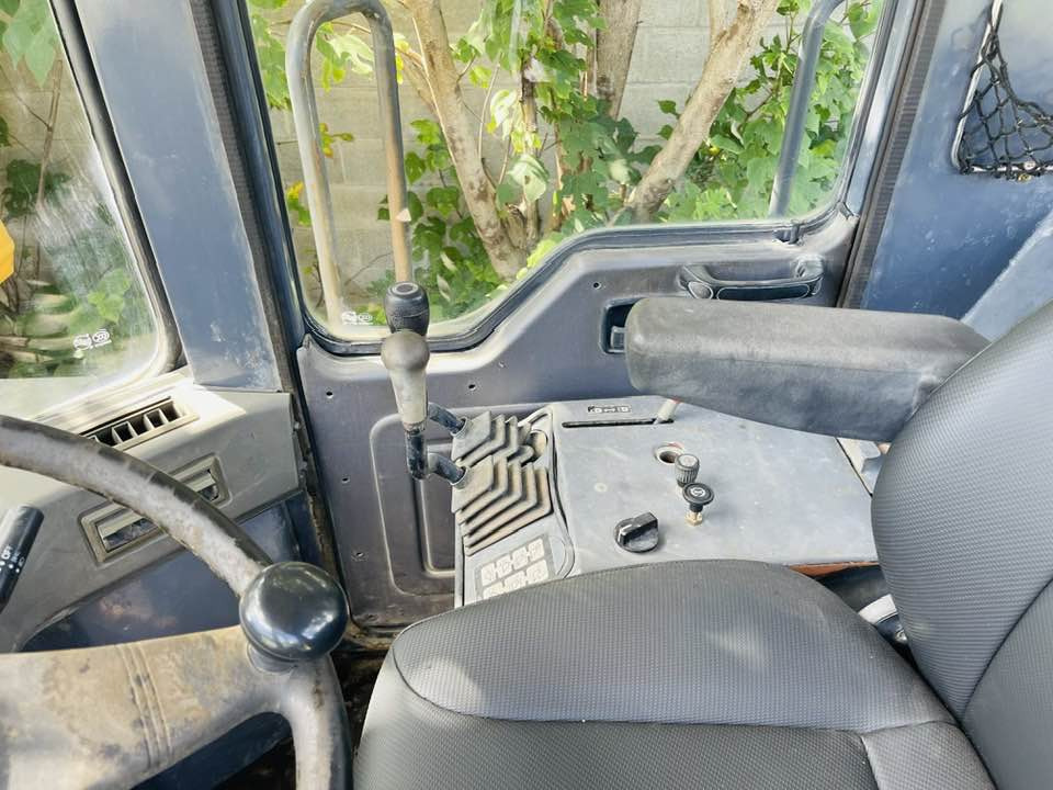 Komatsu WA380-8 - Utovarivač točkaš: slika 2 Komatsu WA380-8 - Utovarivač točkaš: slika 2