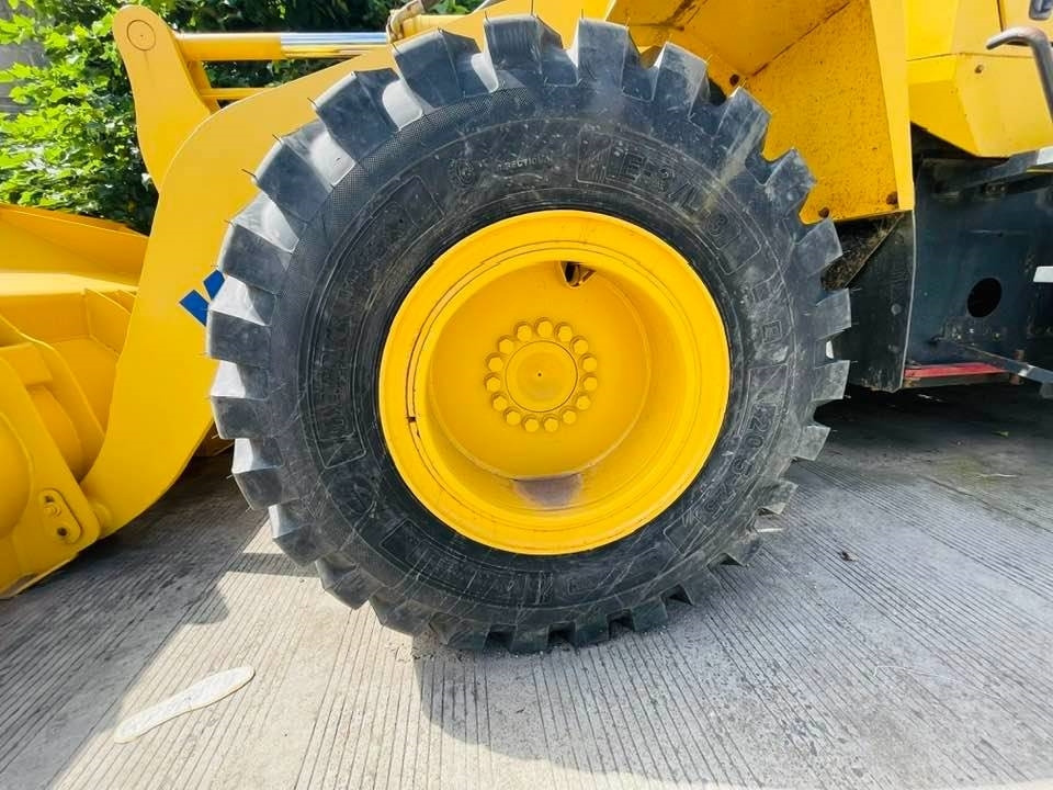 Komatsu WA380-8 - Utovarivač točkaš: slika 5 Komatsu WA380-8 - Utovarivač točkaš: slika 5