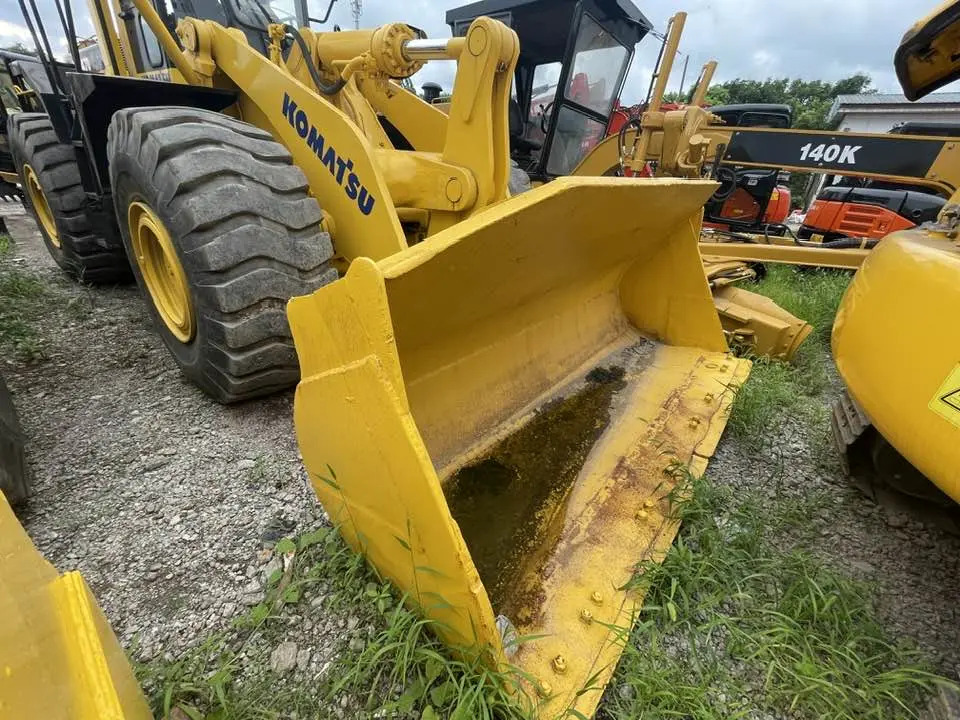 Komatsu WA470 - Utovarivač točkaš: slika 5 Komatsu WA470 - Utovarivač točkaš: slika 5