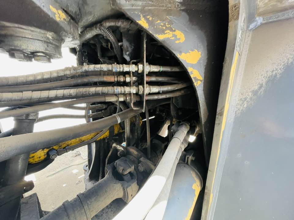 Komatsu WA500-8 - Utovarivač točkaš: slika 3 Komatsu WA500-8 - Utovarivač točkaš: slika 3