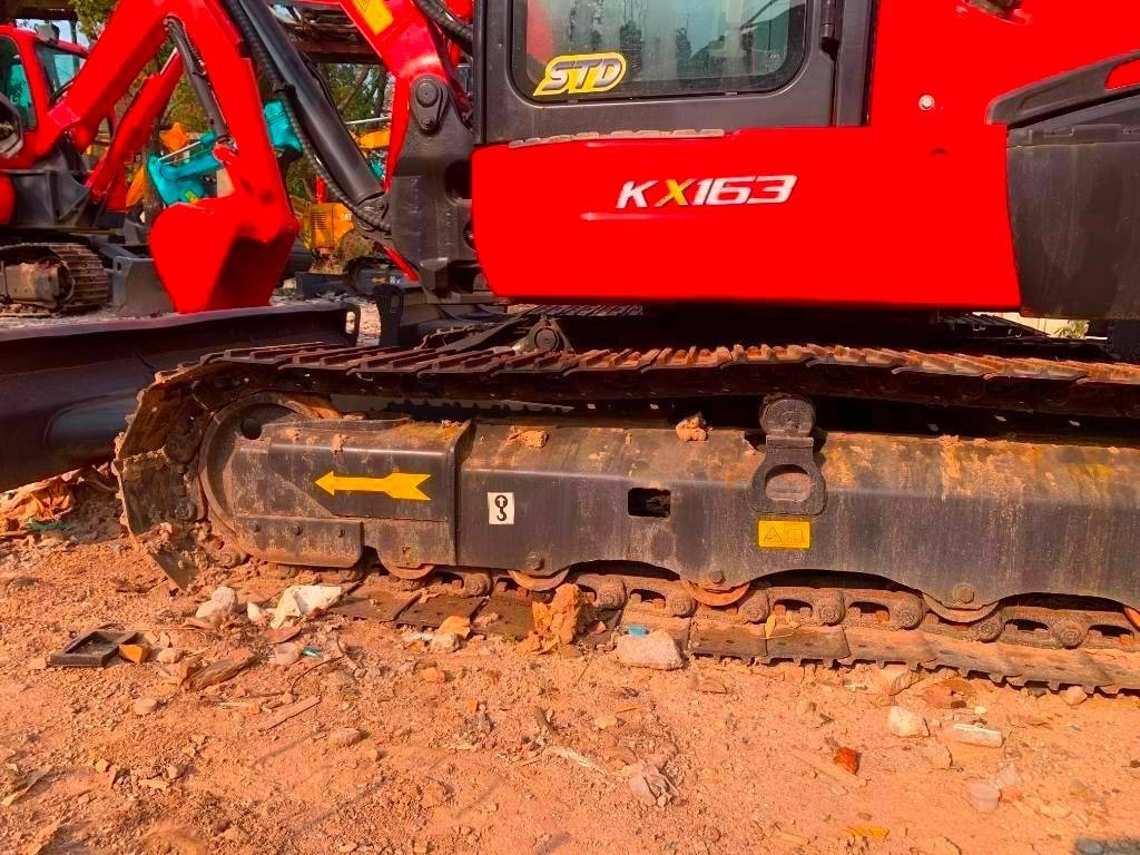 Mini bager Kubota KX 163-5: slika 20