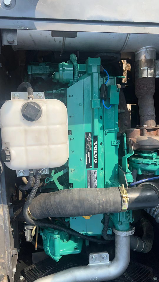 Vovlo EC300 - Bager točkaš: slika 3 Vovlo EC300 - Bager točkaš: slika 3