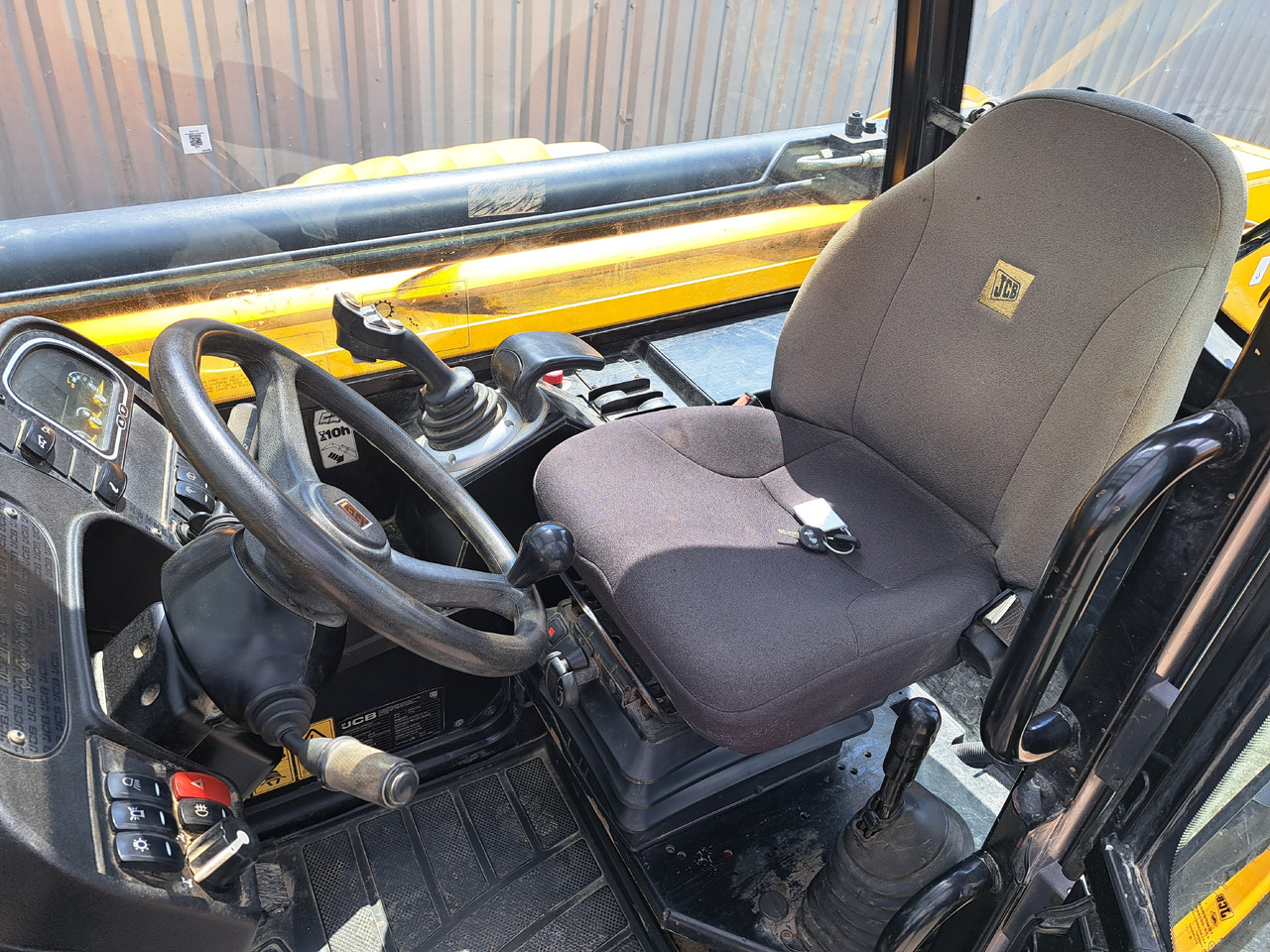 JCB 540-140 - Teleskopski upravljač: slika 3 JCB 540-140 - Teleskopski upravljač: slika 3