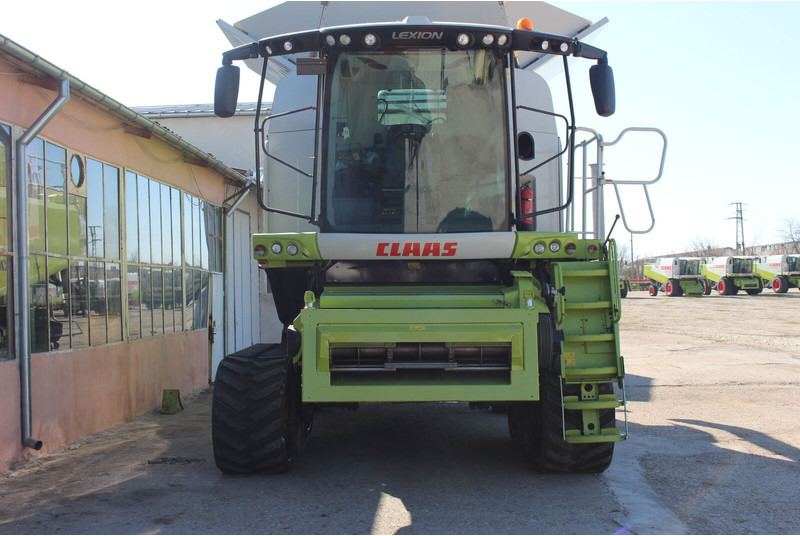 Claas Lexion 770 TT - Kombinovani kombajn: slika 1 Claas Lexion 770 TT - Kombinovani kombajn: slika 1