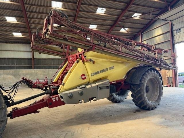 Hardi COMMANDER 7000I TWIN - Vučena prskalica: slika 2 Hardi COMMANDER 7000I TWIN - Vučena prskalica: slika 2