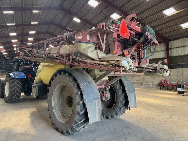 Hardi COMMANDER 7000I TWIN - Vučena prskalica: slika 3 Hardi COMMANDER 7000I TWIN - Vučena prskalica: slika 3