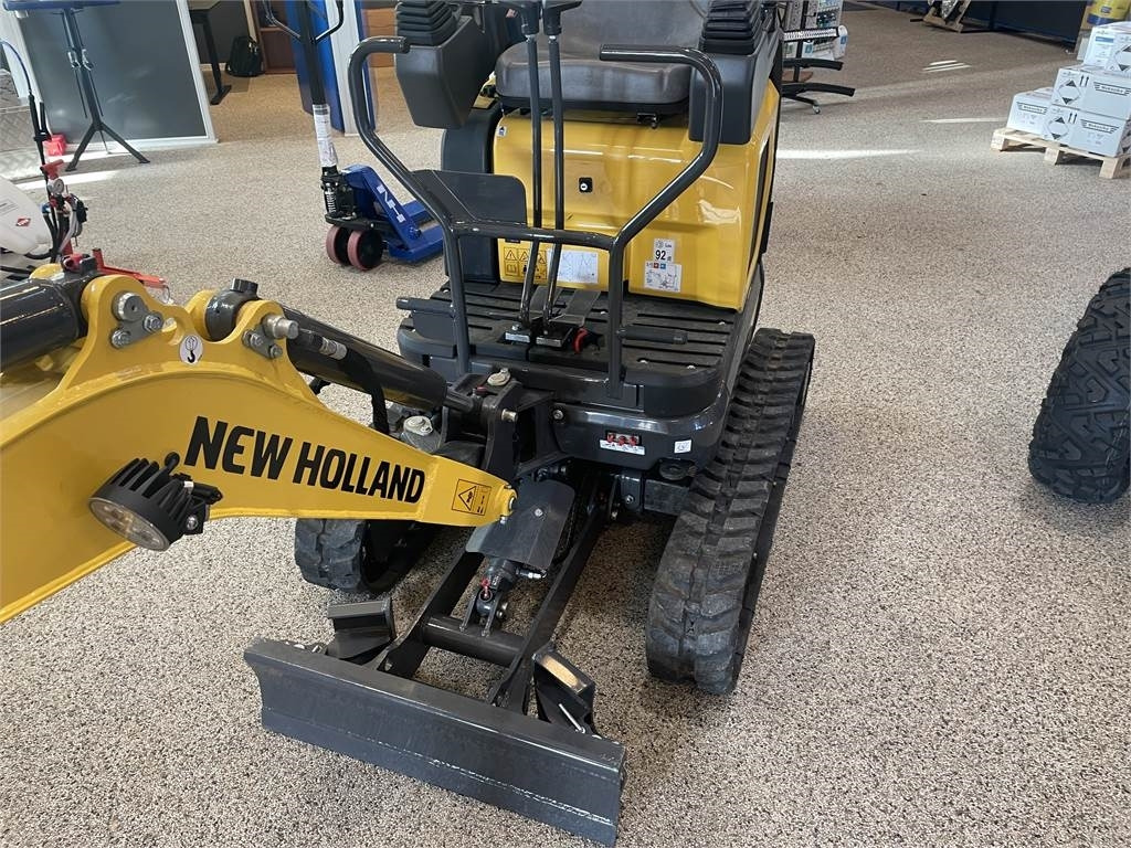 New Holland E12D ROLLE-BAR AG - Mini bager: slika 1 New Holland E12D ROLLE-BAR AG - Mini bager: slika 1