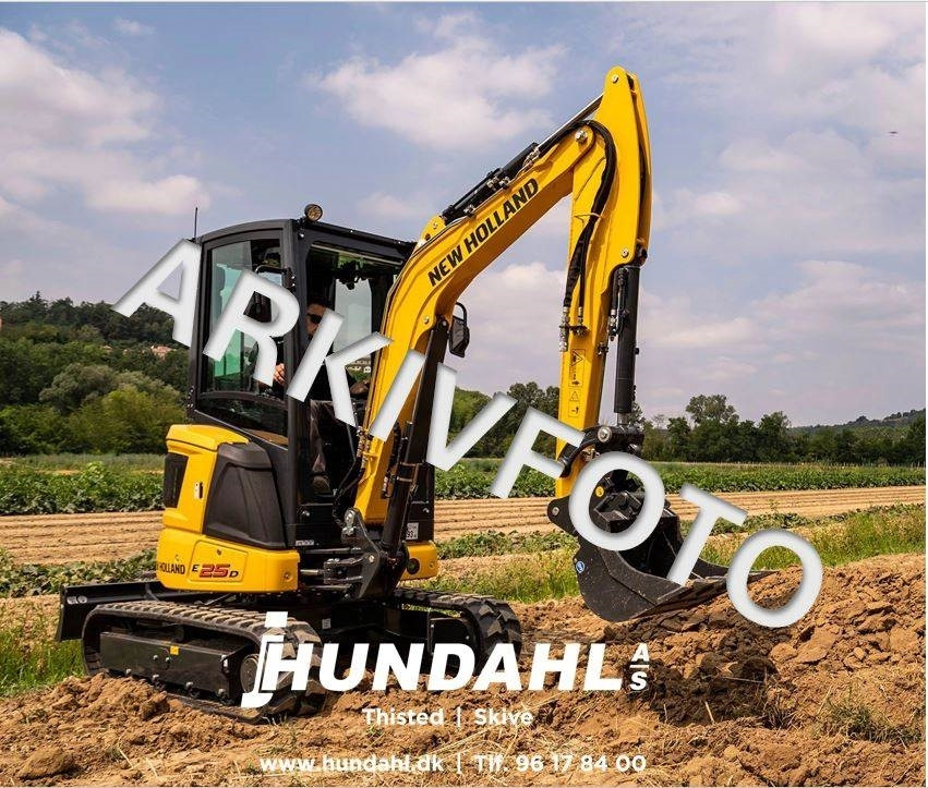 New Holland E14D ROLL BAR AG - Mini bager: slika 1 New Holland E14D ROLL BAR AG - Mini bager: slika 1