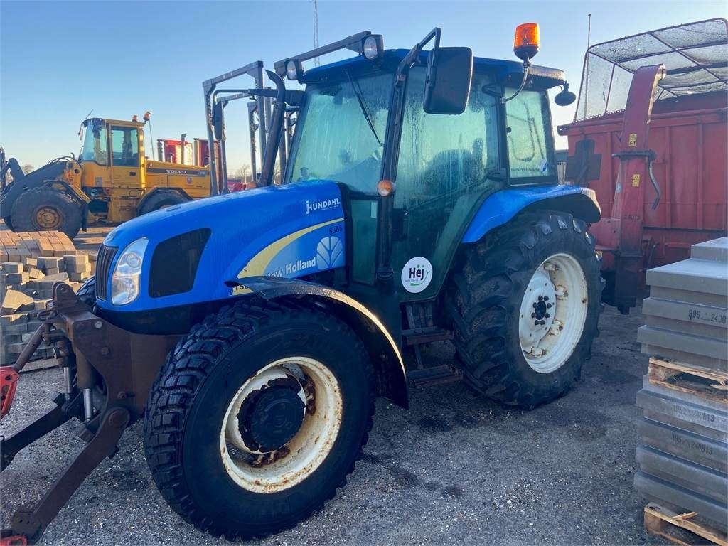 New Holland T5050 - Traktor: slika 1 New Holland T5050 - Traktor: slika 1