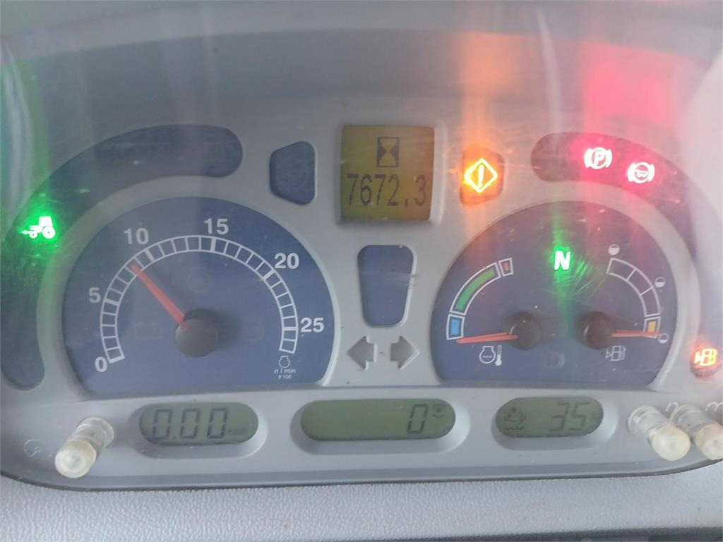 New Holland T7.260 PC SWII - Traktor: slika 4 New Holland T7.260 PC SWII - Traktor: slika 4