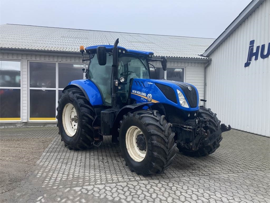 New Holland T7.270AC MY 15 - Traktor: slika 3 New Holland T7.270AC MY 15 - Traktor: slika 3