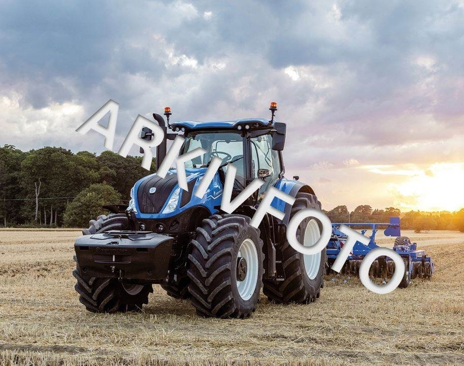 New Holland T7.340 HD AC NEW GEN - Traktor: slika 1 New Holland T7.340 HD AC NEW GEN - Traktor: slika 1