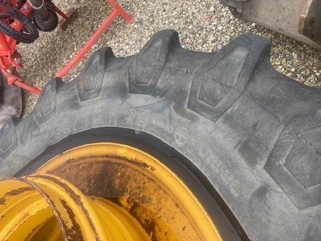 Pirelli 480/70X30 - Guma: slika 2 Pirelli 480/70X30 - Guma: slika 2