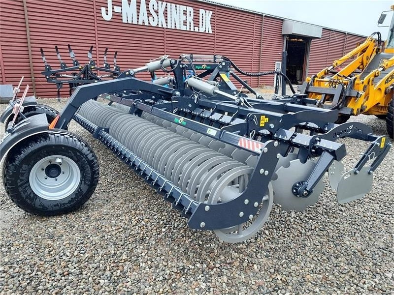 Agro - TOM 6 Meter discharve Agro-Tom 6 m. bugseret di - Tanjirača: slika 4 Agro - TOM 6 Meter discharve Agro-Tom 6 m. bugseret di - Tanjirača: slika 4