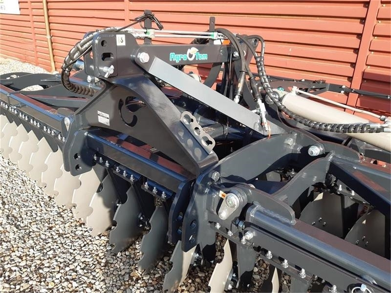 Agro-Tom 6 Meter discharve - Tanjirača: slika 4 Agro-Tom 6 Meter discharve - Tanjirača: slika 4