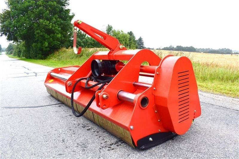 - - - Boxer AG 300 front og bagmonteret - Tarup: slika 1 - - - Boxer AG 300 front og bagmonteret - Tarup: slika 1