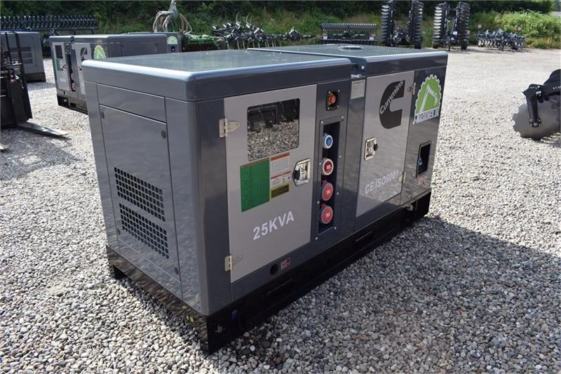 - - - Cummins 25kva - Set generatora: slika 3 - - - Cummins 25kva - Set generatora: slika 3
