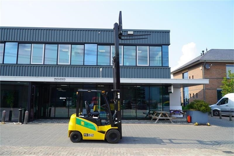 Eurotrac EL TRUCK - Električni viljuškar: slika 4 Eurotrac EL TRUCK - Električni viljuškar: slika 4