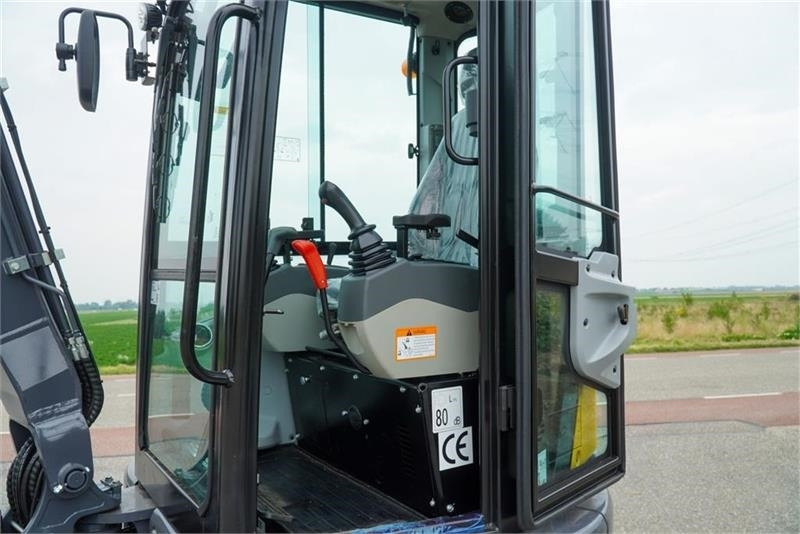 Mini bager Eurotrac HE26-SR: slika 10