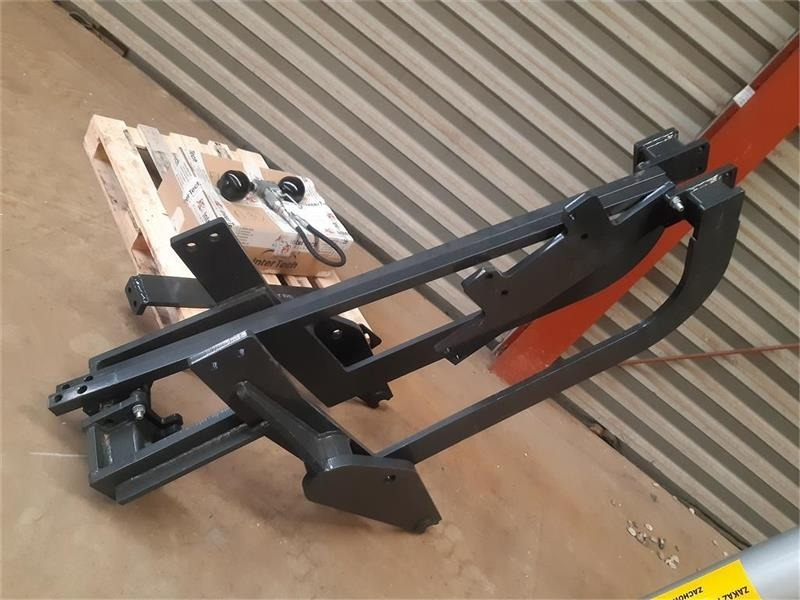 Prednji utovarivač za traktor Inter-Tech 1600: slika 7 Prednji utovarivač za traktor Inter-Tech 1600: slika 7