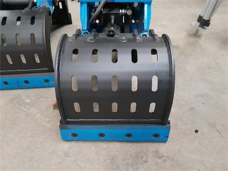 - - - Sorter grab 1-3 tons - Kuka: slika 3 - - - Sorter grab 1-3 tons - Kuka: slika 3