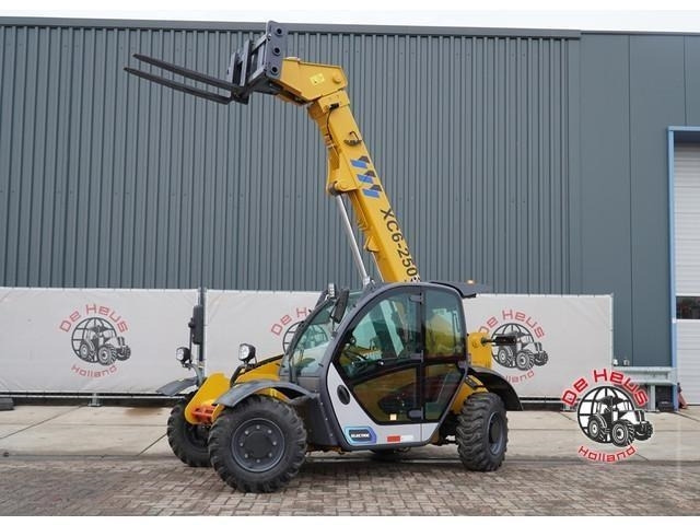 - - - XCMG XC6-2506E - Teleskopski upravljač: slika 1 - - - XCMG XC6-2506E - Teleskopski upravljač: slika 1