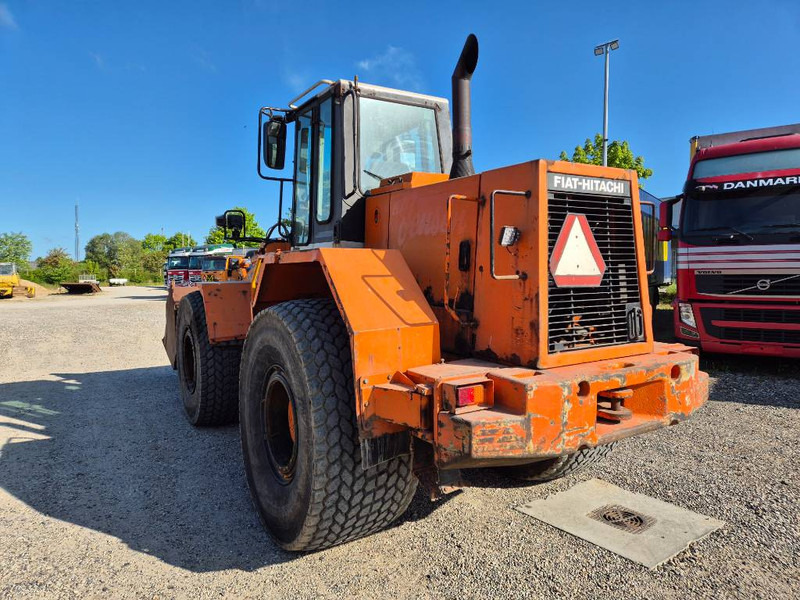 Hitachi FR 130 - Utovarivač točkaš: slika 5 Hitachi FR 130 - Utovarivač točkaš: slika 5