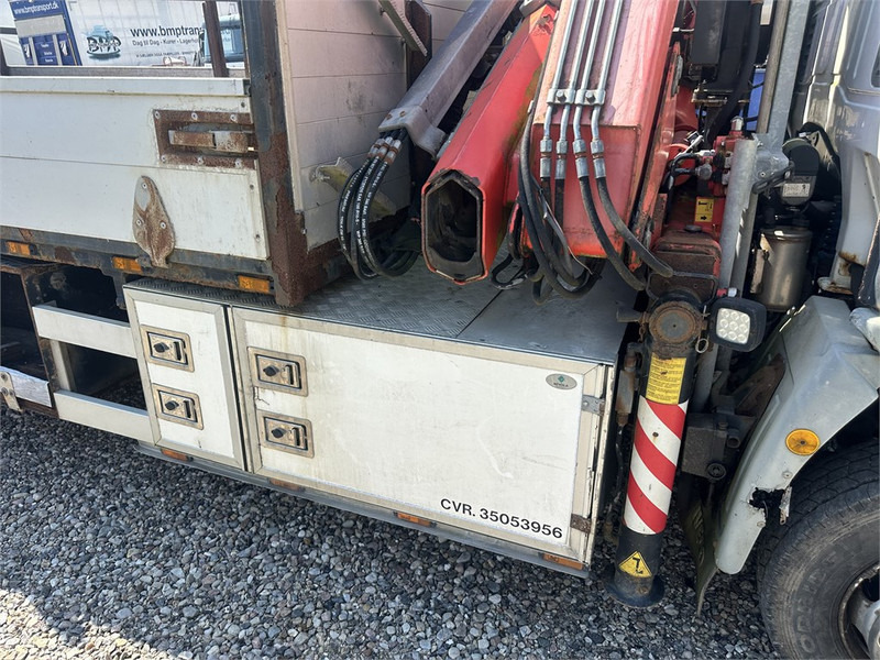 Iveco Eurocargo 120 EL 210hp / Fassi 80A Year 2012 + Tip - Kamion sa dizalicom: slika 3 Iveco Eurocargo 120 EL 210hp / Fassi 80A Year 2012 + Tip - Kamion sa dizalicom: slika 3
