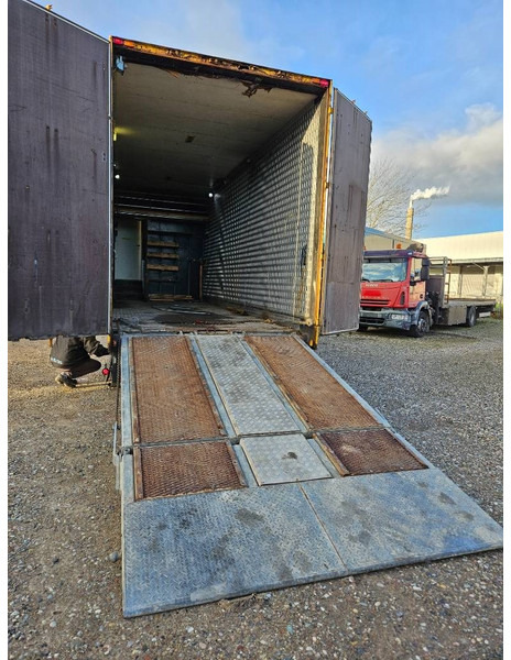 Montracon Racing// machinetrailer // Living area - Niska poluprikolica za prevoz: slika 3 Montracon Racing// machinetrailer // Living area - Niska poluprikolica za prevoz: slika 3