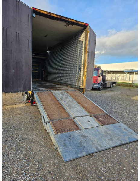 Montracon Racing// machinetrailer // Living area - Niska poluprikolica za prevoz: slika 4 Montracon Racing// machinetrailer // Living area - Niska poluprikolica za prevoz: slika 4