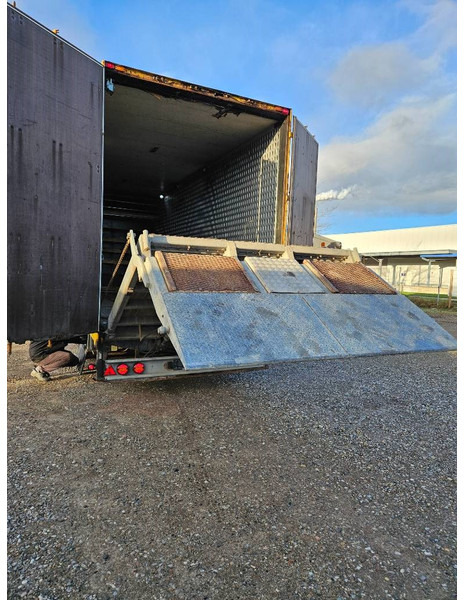 Montracon Racing// machinetrailer // Living area - Niska poluprikolica za prevoz: slika 1 Montracon Racing// machinetrailer // Living area - Niska poluprikolica za prevoz: slika 1