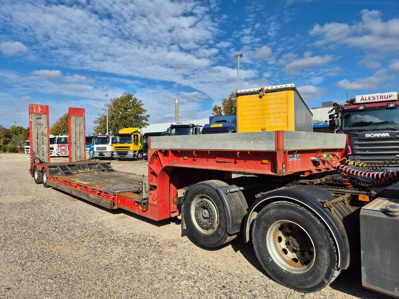 Nooteboom Machine trailer W/ extendable bed & Hyd Ramps - Niska poluprikolica za prevoz: slika 2 Nooteboom Machine trailer W/ extendable bed & Hyd Ramps - Niska poluprikolica za prevoz: slika 2