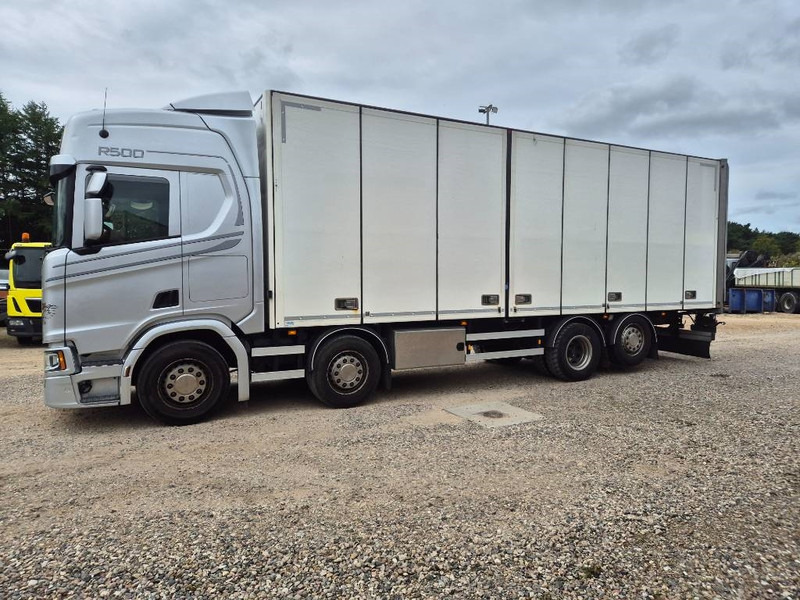 Scania R 500 8x2 //Rampe// Underboring - Kamion sa zatvorenim sandukom: slika 3 Scania R 500 8x2 //Rampe// Underboring - Kamion sa zatvorenim sandukom: slika 3