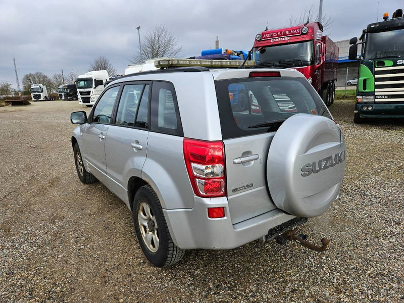 Suzuki Grand Vitara 2,0 GLX aut. Van 5d - Dostavno vozilo sa zatvorenim sandukom: slika 3 Suzuki Grand Vitara 2,0 GLX aut. Van 5d - Dostavno vozilo sa zatvorenim sandukom: slika 3